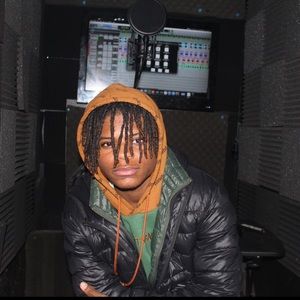 Meet your Posher, Carter